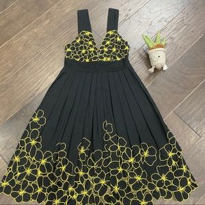 Caltherine Malandrino black & yellow 🐝